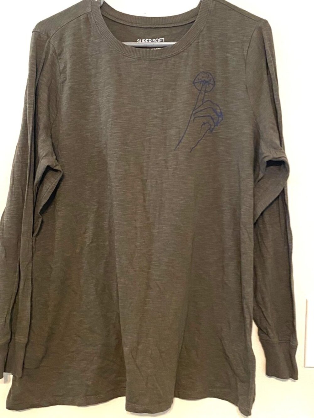 Women's Torrid Super Soft Slub Jersey Whisper Graphic Long Sleeve Tee Size 1 1X